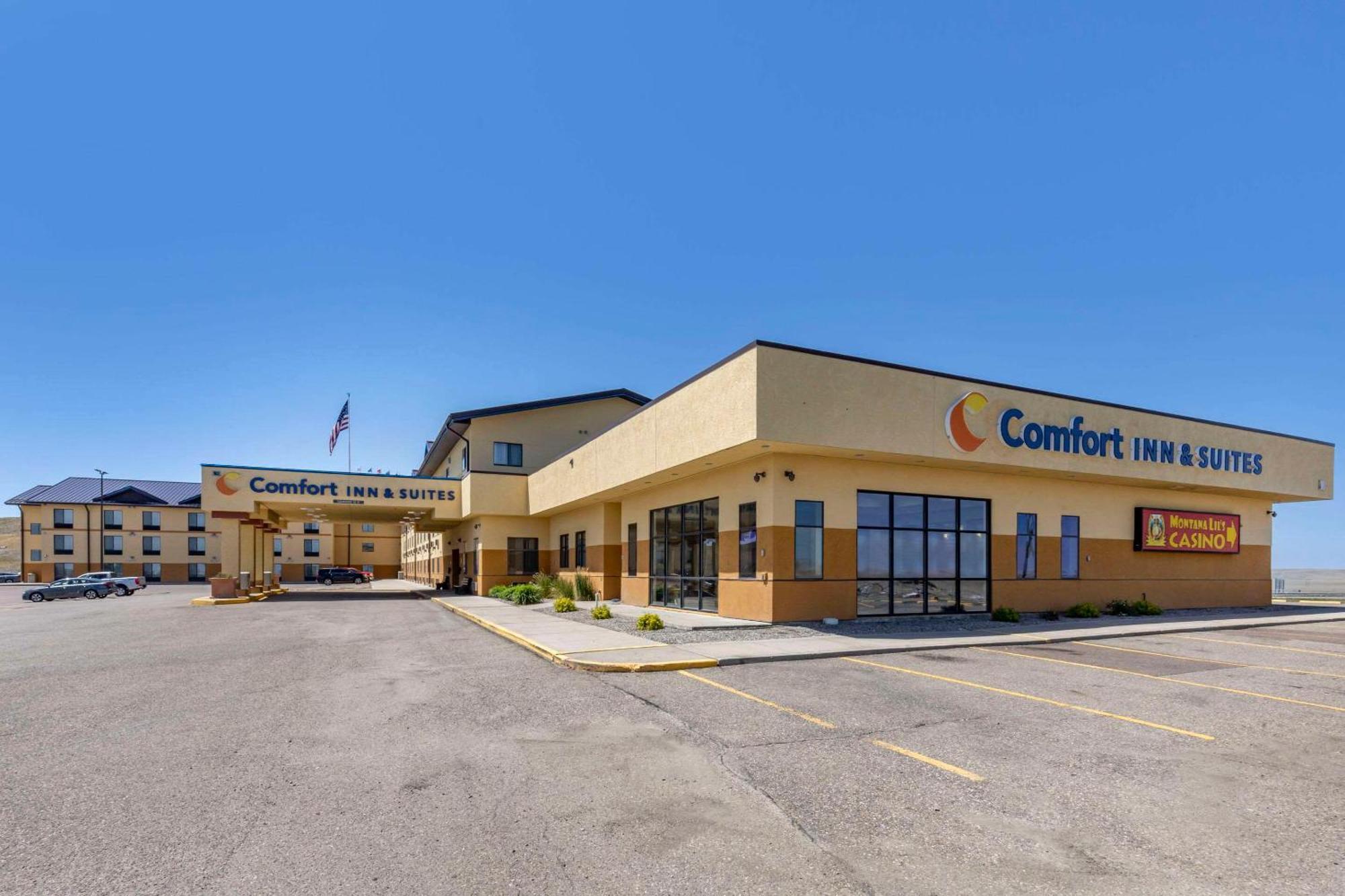 Comfort Inn & Suites Gateway To Glacier National Park Shelby Ngoại thất bức ảnh